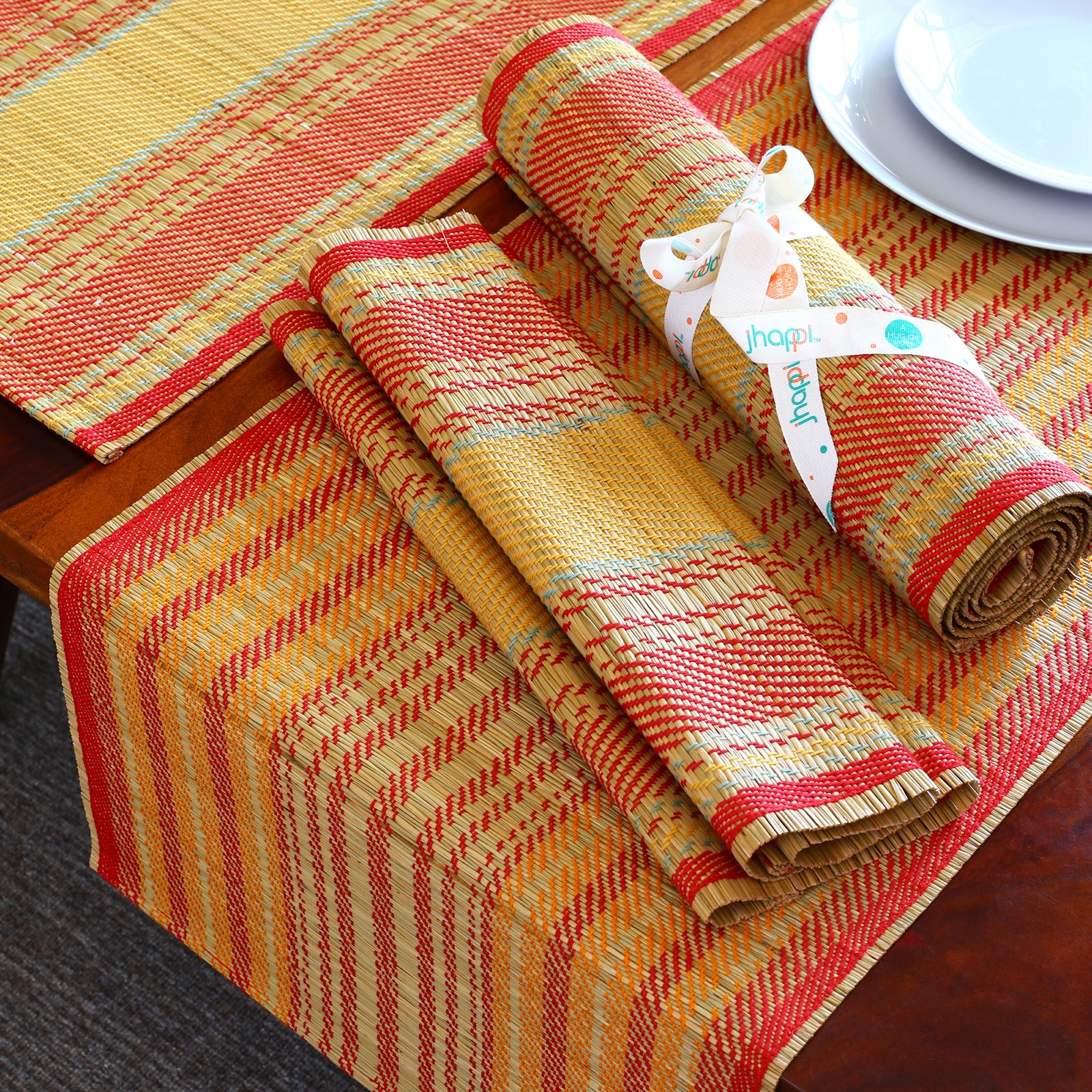 Madhur grass runner and placemat set